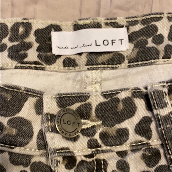 Ann Taylor loft leopard jeans size 4 - Picture 2 of 6